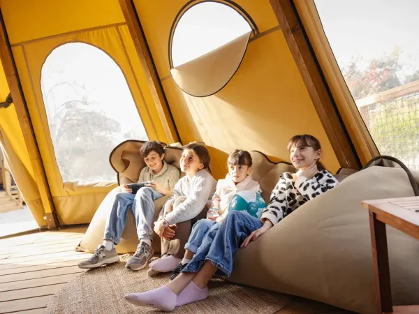 Supreme Deluxe Family Lounge Premium Zone