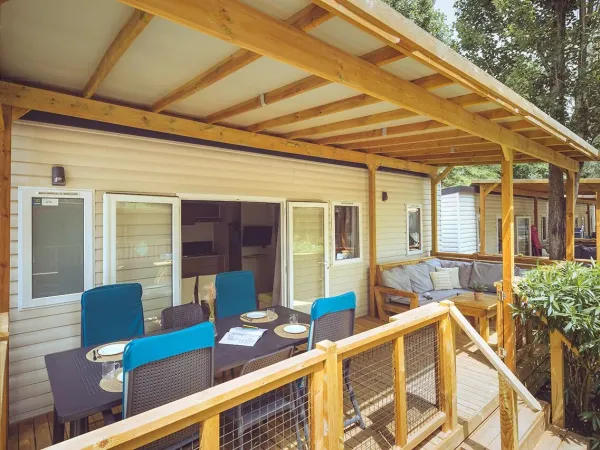 Il Roan Premium Lounge.