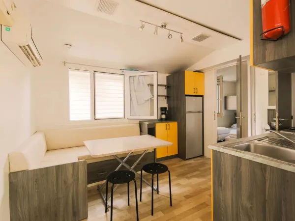 L'interno del Classic Relax è composto da soggiorno, camera da letto, cucina e bagno.