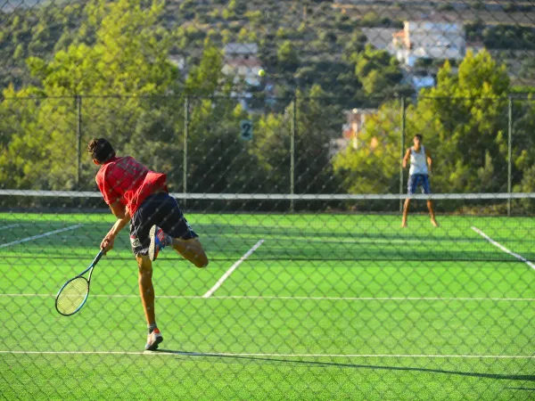 Tennis al campeggio Roan Amadria Park Trogir.