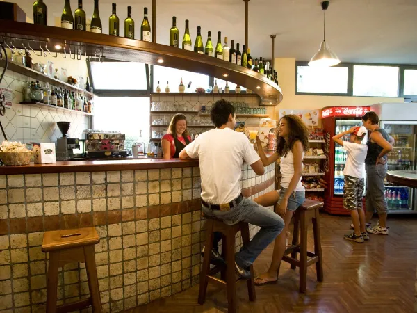 Il bar del campeggio Roan hu I Pini village.