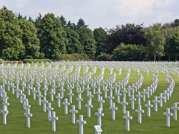 Cimitero di Colleville-sur-Mer, vicino al campeggio Roan La Vallée.