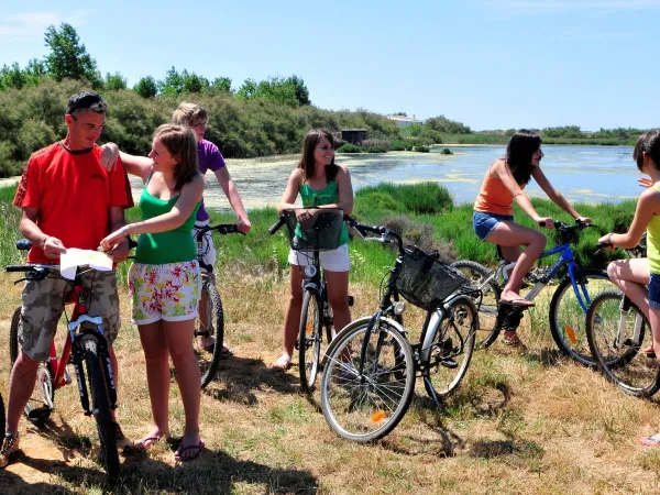 Esplorate i dintorni del Roan camping Méditerranée Plage.