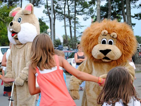 Mascotte bij Roan camping Le Vieux Port.