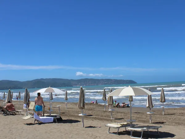 La spiaggia del campeggio di Orbetello.
