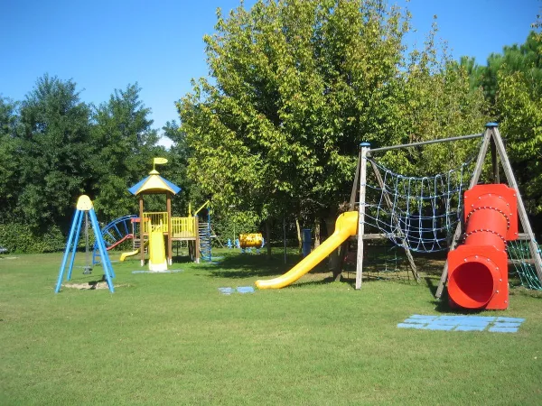 Parco giochi del campeggio Roan di Tahiti.