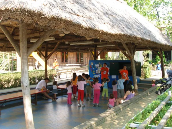Animazione per bambini al Roan camping Tahiti.
