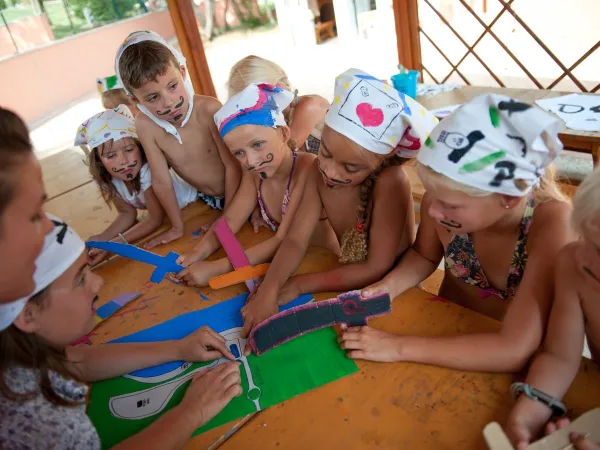 Animazione per bambini al campeggio Roan Vestar.