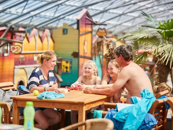 Terrazza sulla spiaggia delle stelle al Roan camping Terspegelt.