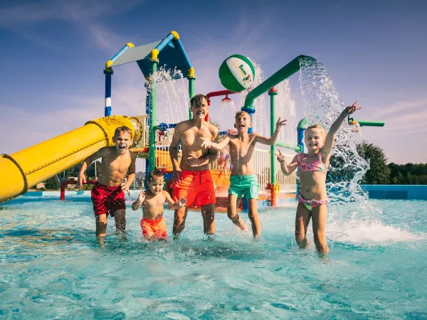 Il parco giochi acquatico del campeggio Roan De Schatberg.