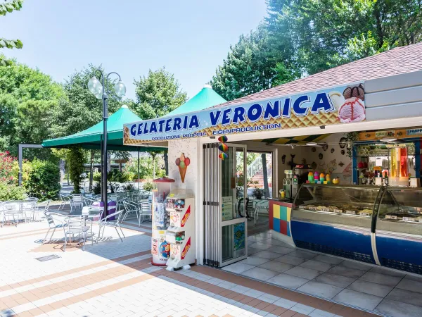 Gelateria italiana al Roan camping San Francesco.