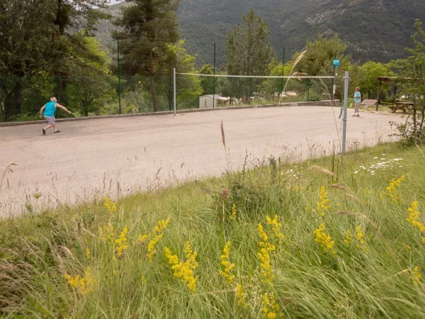 Campo da badminton al campeggio Roan Les Collines.