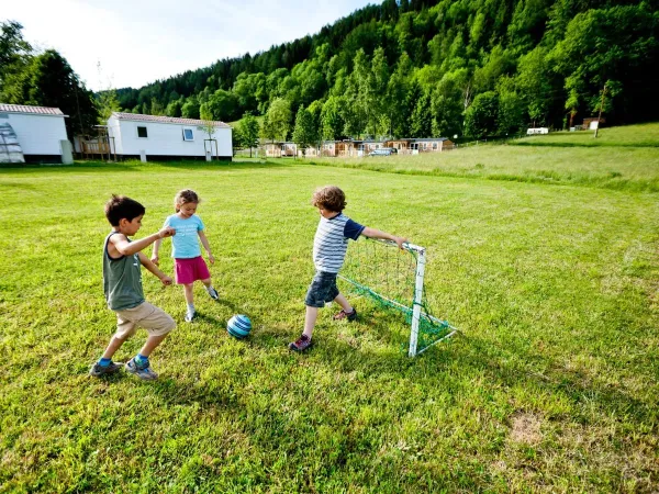 mini-calcio al campeggio Roan di Bella Austria.