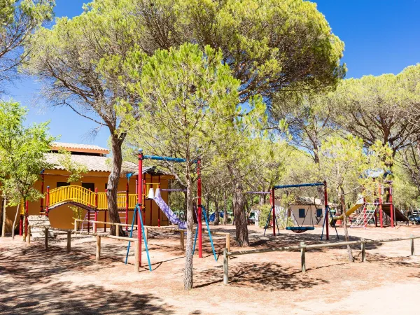Parco giochi per bambini al campeggio Roan Playa Brava.