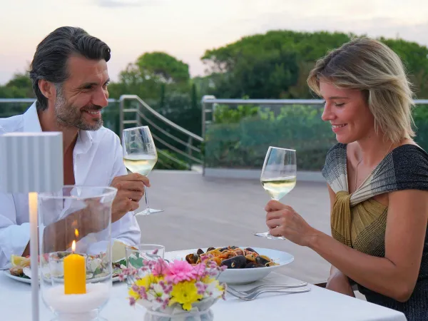 Cena romantica al Roan camping Union Lido Mare.