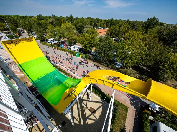 Scivolo halfpipe al campeggio Roan Marina Di Venezia.