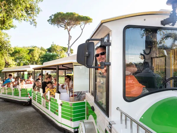 Trenino del campeggio Roan hu Park Albatros village.