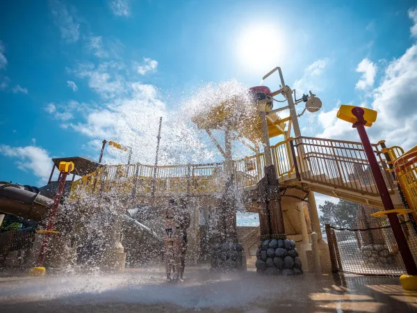 Parco giochi acquatico al campeggio Roan Le Vieux Port.