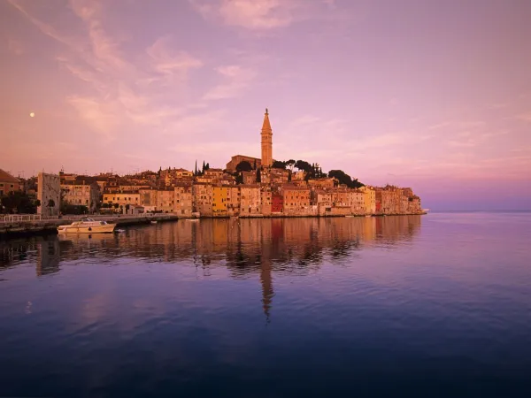 L'atmosferica città di Rovigno, in Croazia.