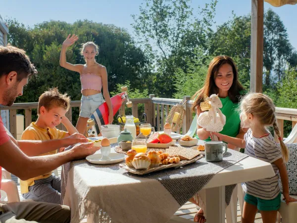 Godetevi le vacanze in famiglia al Roan camping Les Sablines.