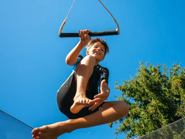 Divertimento per i bambini al campeggio Roan Lido Verbano.