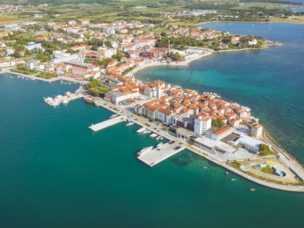 Città di Umago vicino al campeggio Roan Stella Maris.