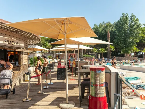 Una terrazza del Roan camping Le Castellas.