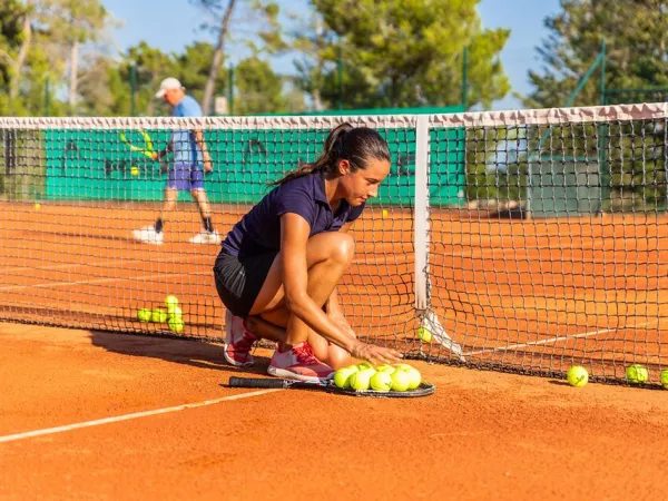 Tennis al campeggio Roan Zaton Holiday resort.