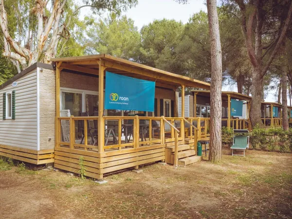 Case mobili Premium Lounge al campeggio Roan Le Capanne.
