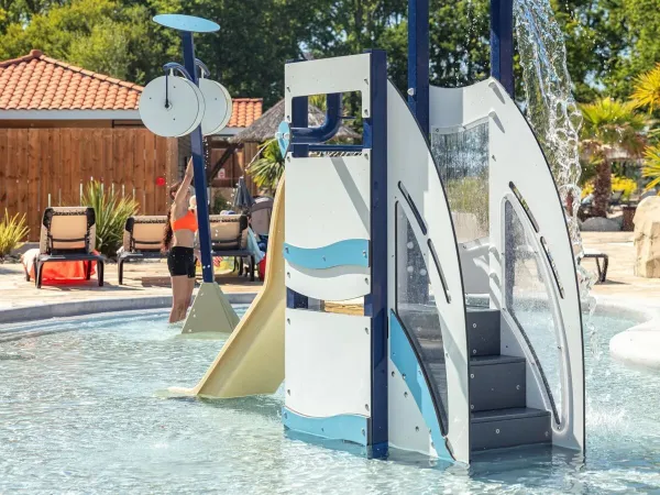 Attrezzature per giochi d'acqua al Roan camping Mayotte Vacances.