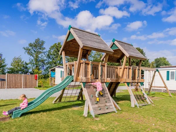 Parco giochi presso il campeggio Roan, Parchi Marvilla, Friese Meren.