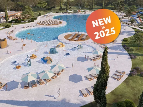 Nuovo complesso di piscine nel 2025 con scivoli e piscina per bambini al campeggio Roan di Zaton Holiday resort.