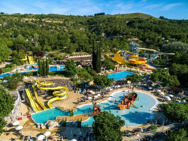 Panoramica della zona balneare del Roan camping Le Pommier.
