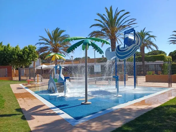 Nuovo spray park al campeggio Roan di Platja Brava.