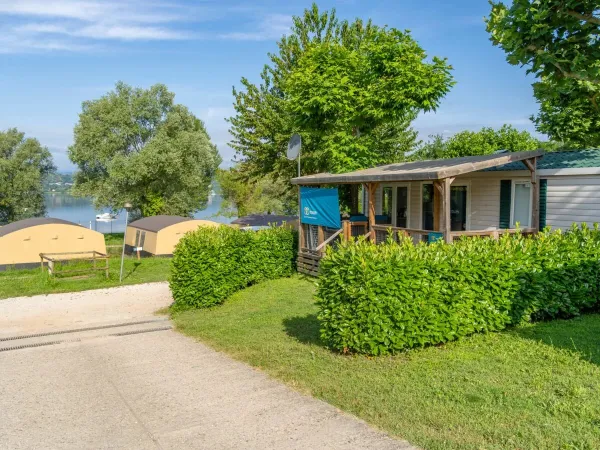 Comfort Plus 3 camere da letto Rilassatevi al campeggio Roan Okay Lido.