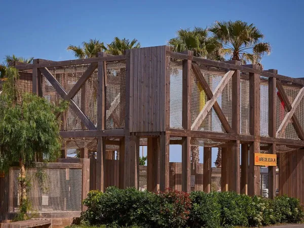 Attrezzatura per l'arrampicata al campeggio Roan Le Petit Mousse.