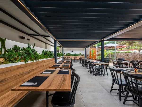 Il ristorante del campeggio Roan Bella Terra.