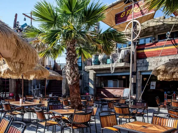 Suggestiva terrazza del campeggio Roan Les Sables d'Or.