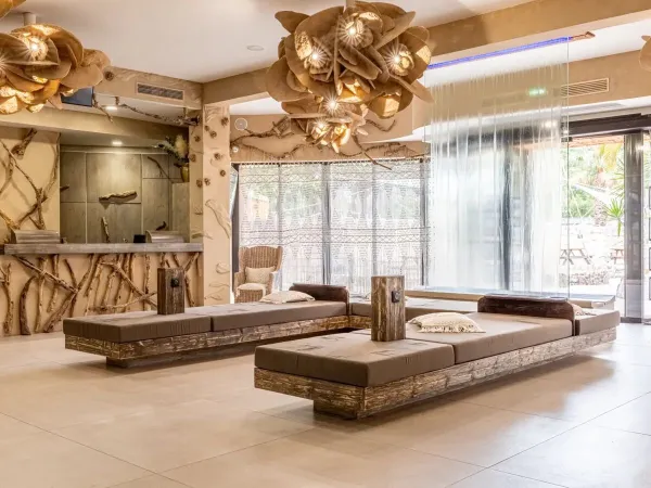 La spa del campeggio Roan Les Sables d'Or.