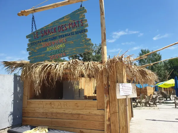 Uno snack bar al campeggio Roan Les Sables d'Or.