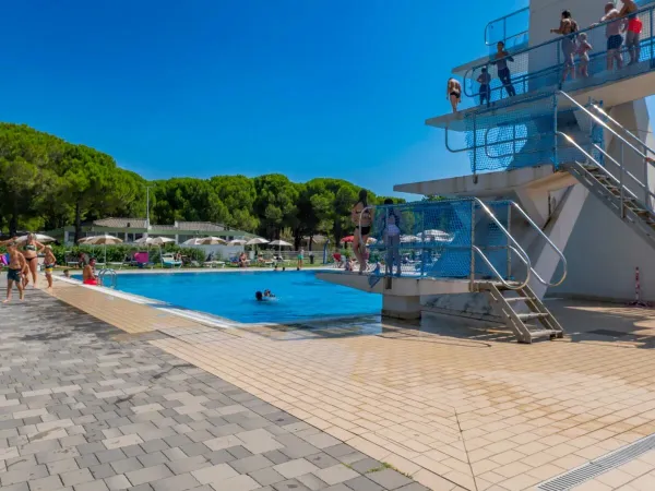 Trampolini di lancio al campeggio Roan Marina Julia Camping Village.