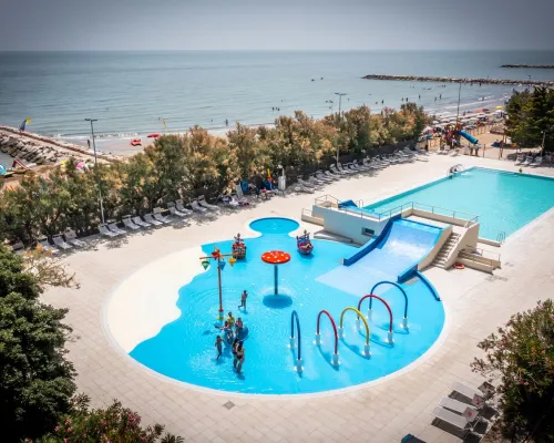 Piscina per bambini al campeggio Roan San Francesco.