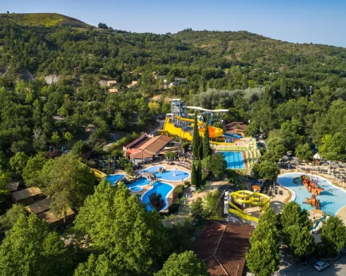 Panoramica della zona balneare del Roan camping Le Pommier.