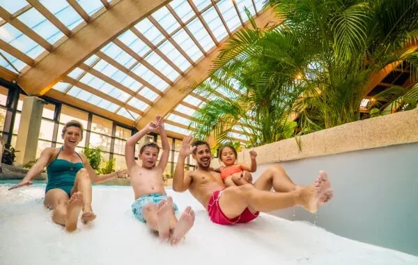 Campeggi con piscina coperta